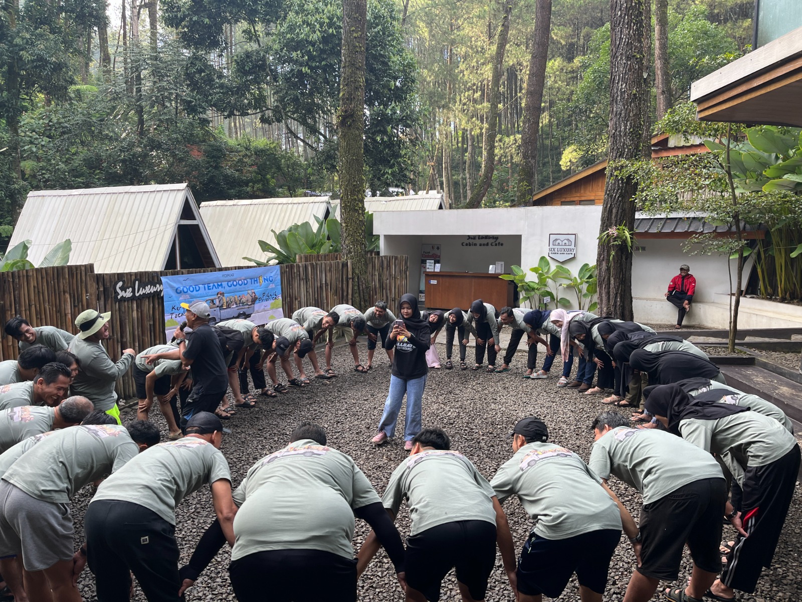 Pelatihan keuangan syariah untuk anggota dengan peserta yang antusias